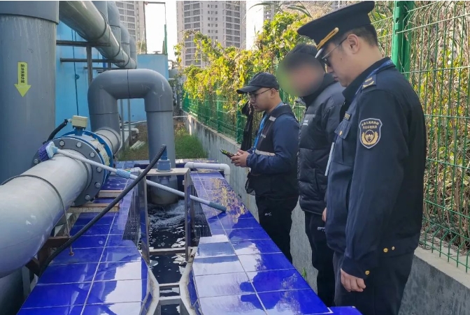 檢查廢水處理設施和廢水排放口